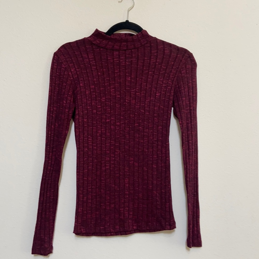 MAROON SEE THROUGH LONG SLEEVE TOP SIZE XS